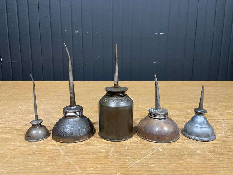 (5) Pump Oil Cans image