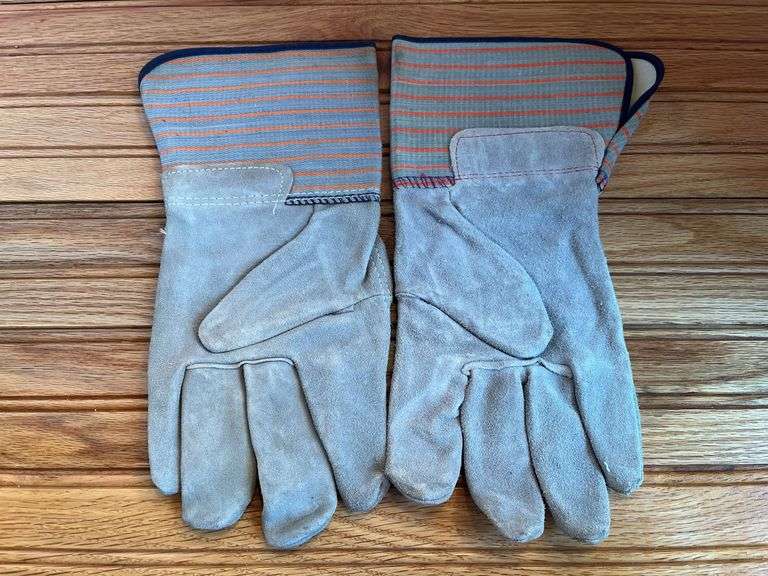 John Deere Gloves