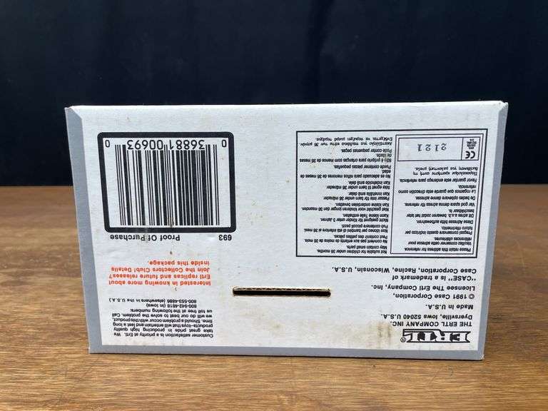 1/16 Case 800 NIB Ertl