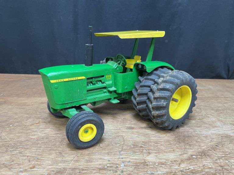 1/16 John Deere 5010 Customized