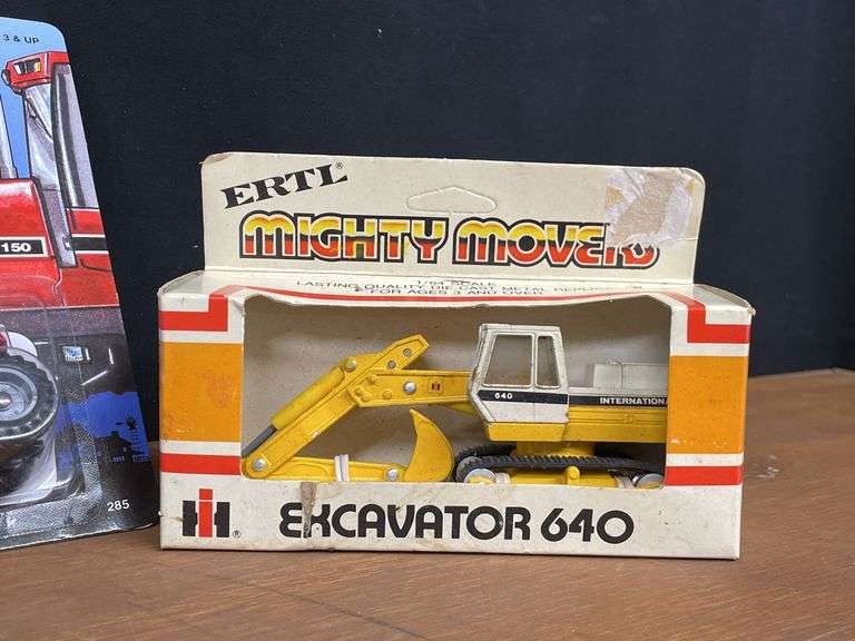 (11) 1/64 IH + Case-IH