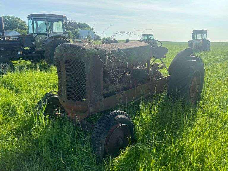 Co-op Tractor image