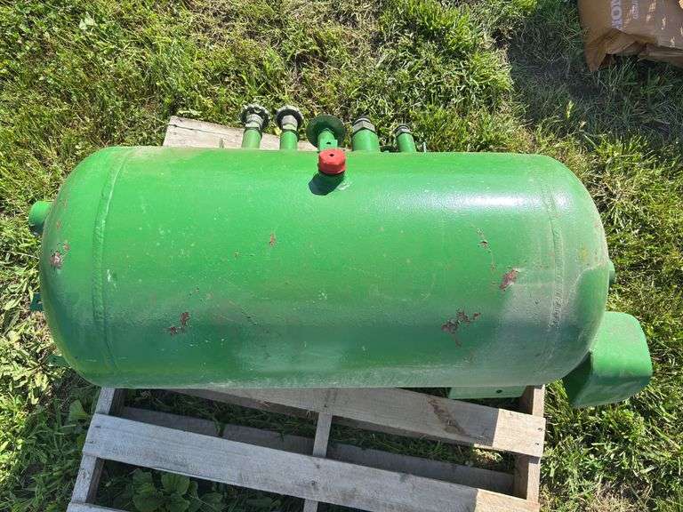 Tractor Mounted LP Tank image