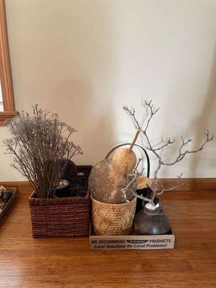 Travel Artifacts/Decor