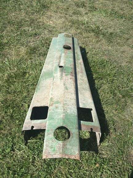 John Deere Unstyled Model G Hood image