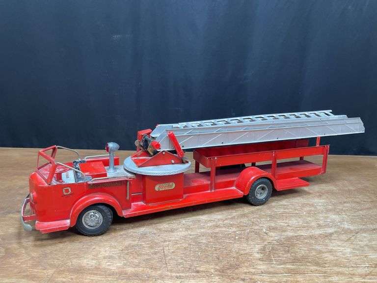 American La France Fire Truck Doepke image