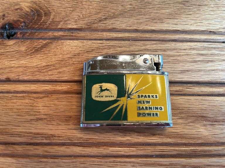 John Deere Lighter