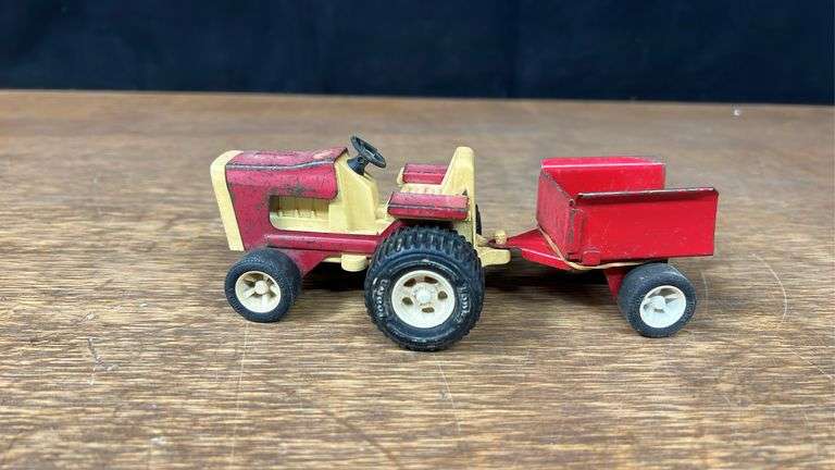 (5) Trucks + Tractor Tonka