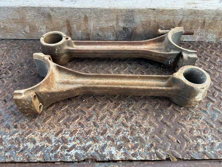 (2) John Deere Model G Rods image