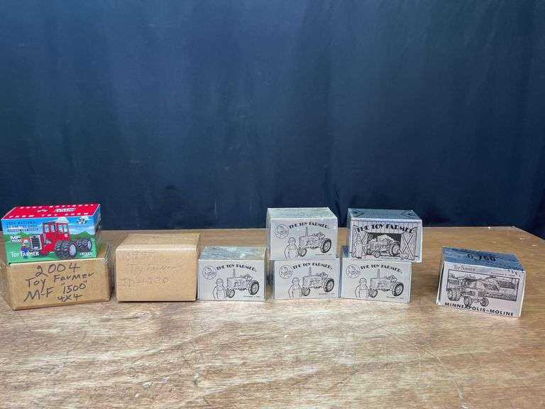 (8) 1/43 + 1/64 NFTS NIB Ertl