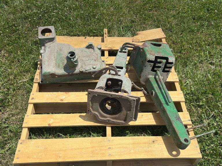John Deere Radiator Top and Shifter Housings image