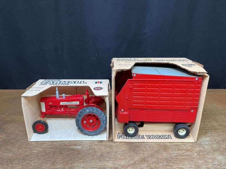 (2) 1/16 Farmall 350 + IH Forage Wagon NIB Ertl image