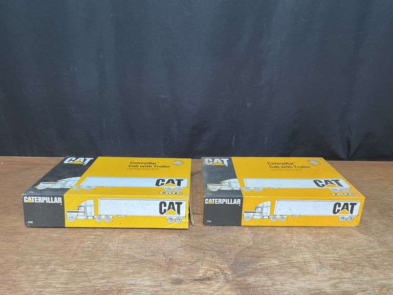 (2) 1/64 Caterpillar Semis NIB Ertl