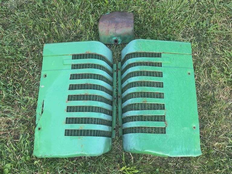 John Deere Styled Model G Grille and Nose Set image