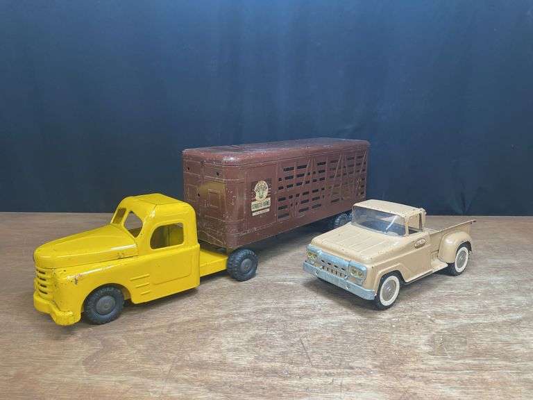 (2) Structo + Tonka Trucks
