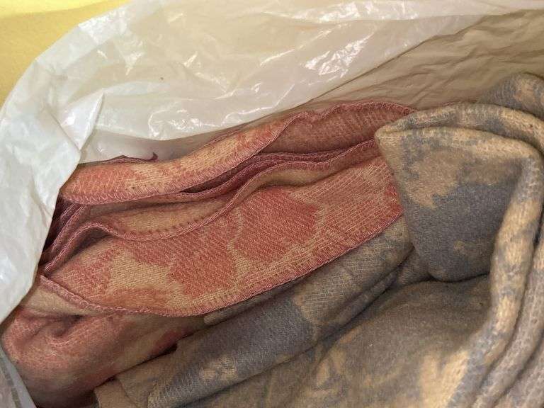 Craft Cusions and Upholstery