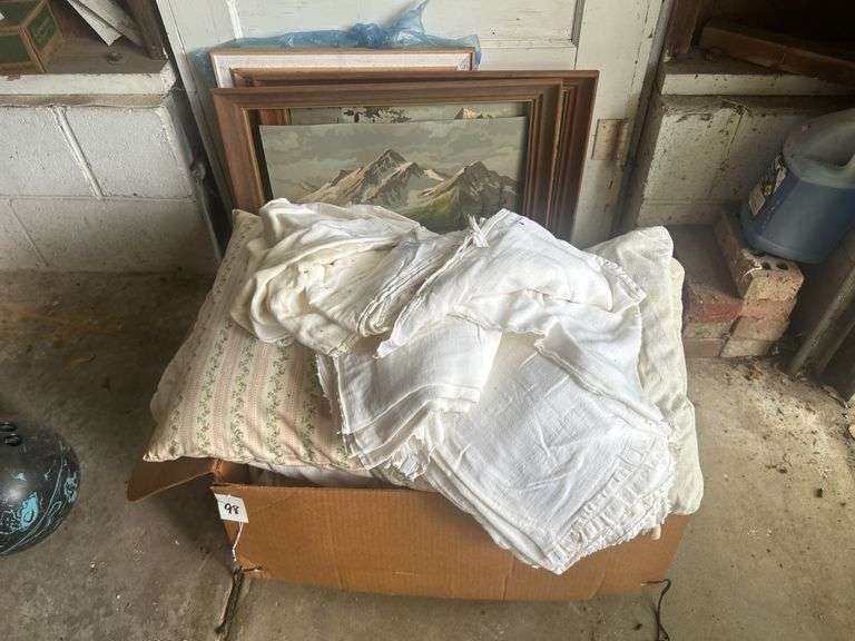 Framed Prints and Linens image