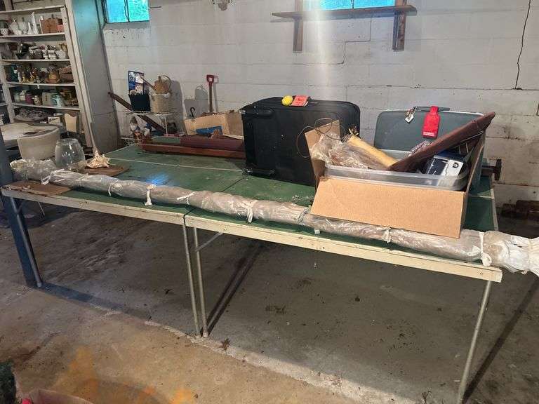 Ping Pong Table & Contents image