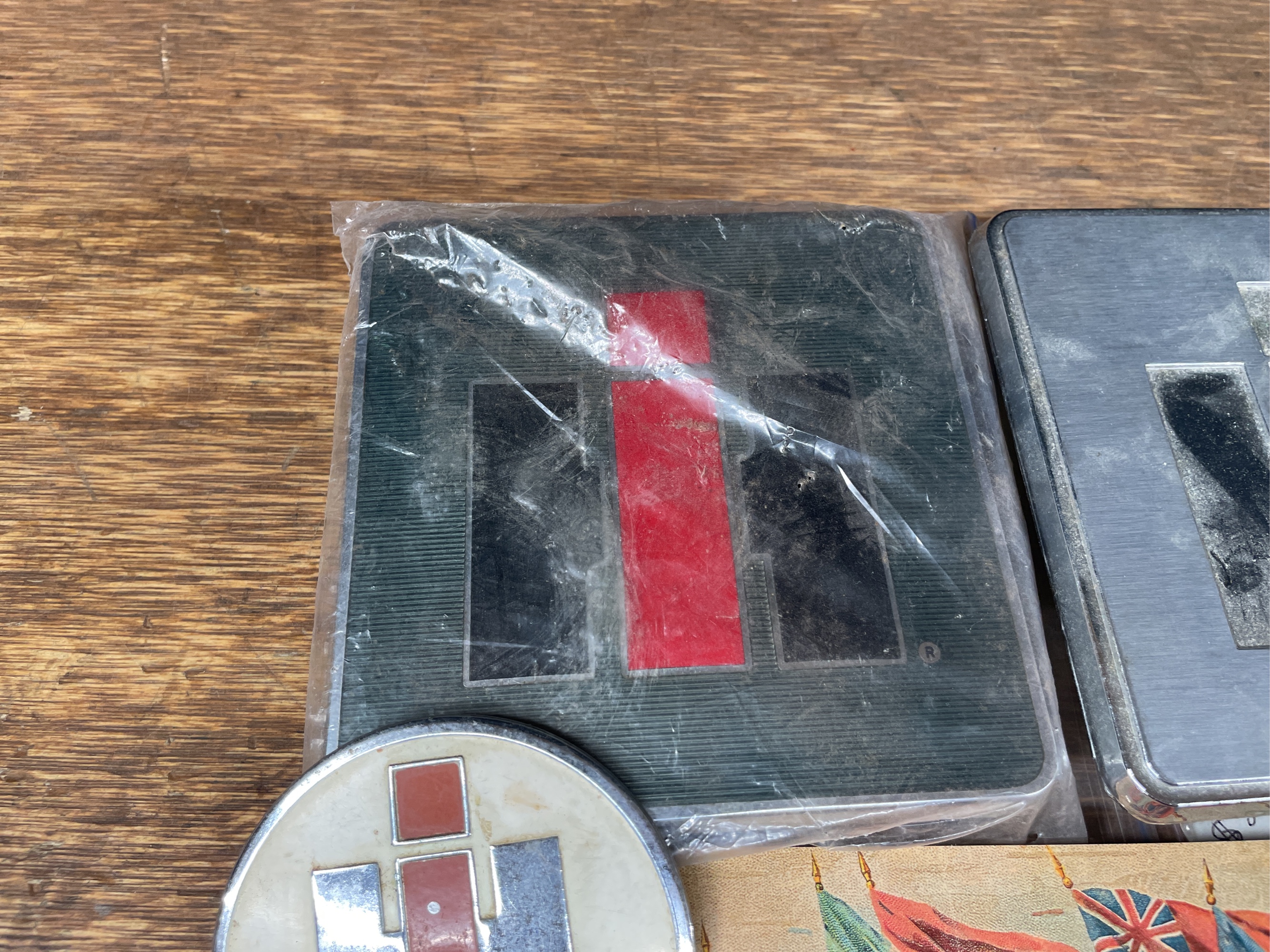 Lot image 2