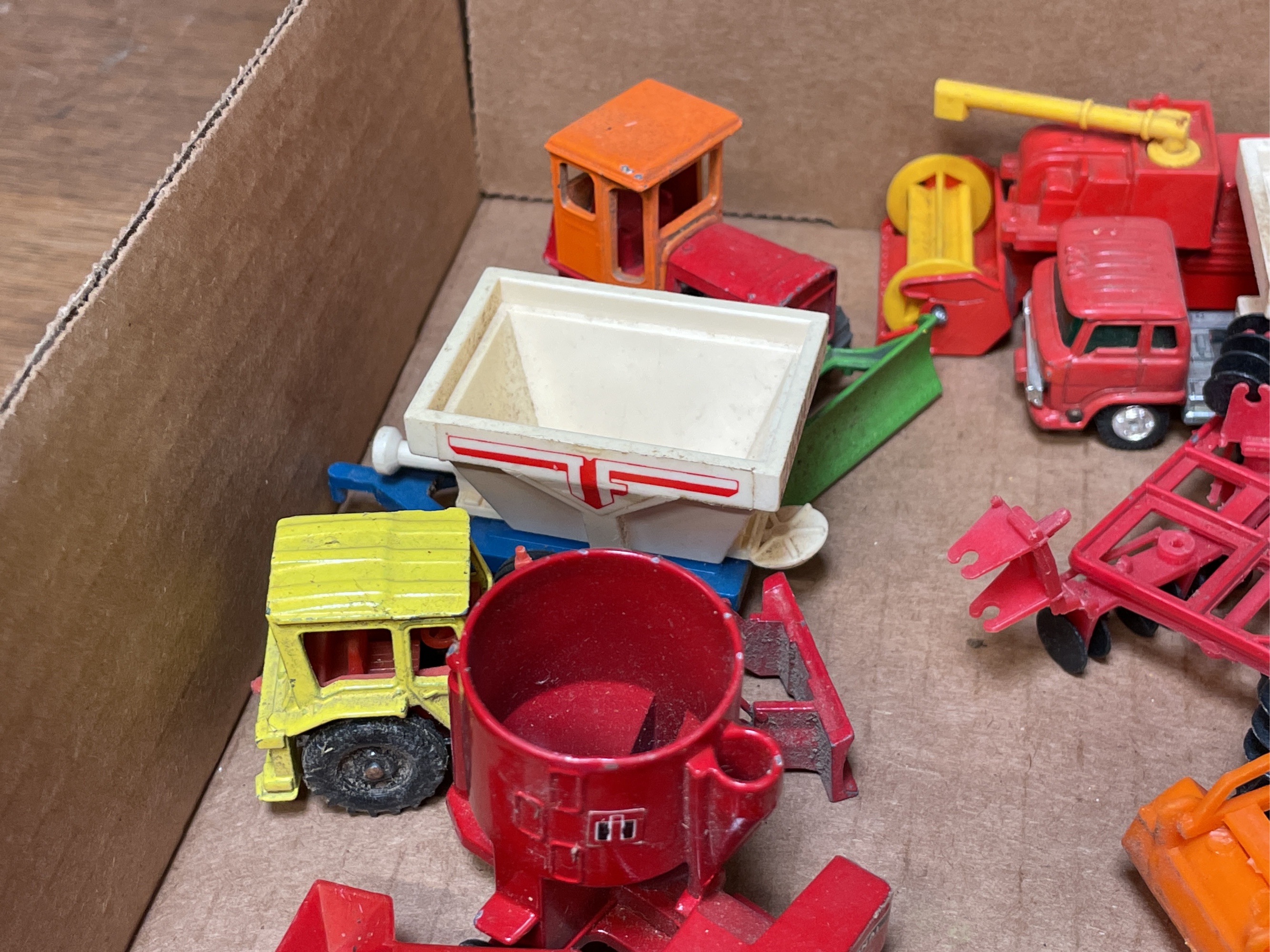 Lot image 6