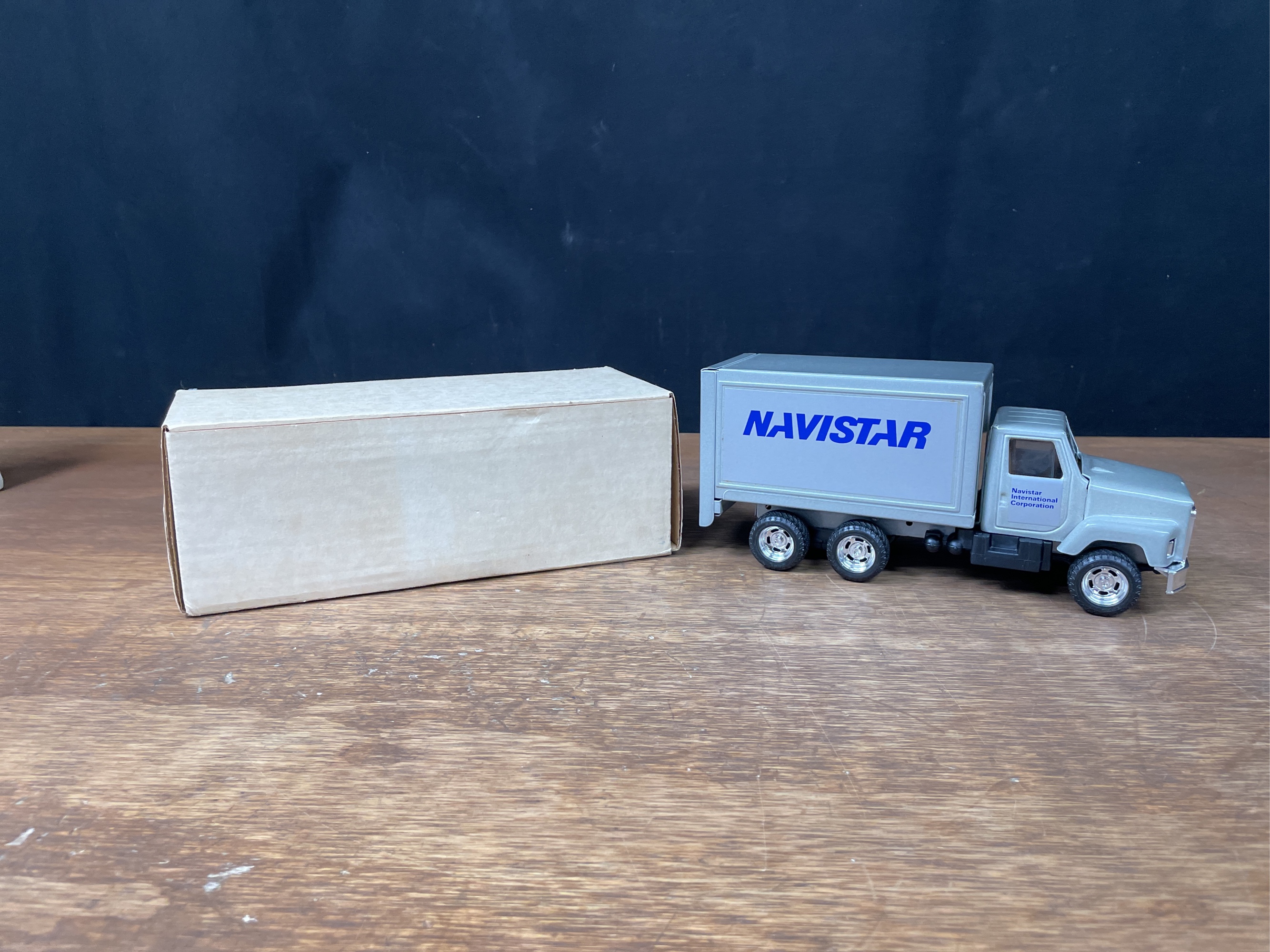 Lot image 10