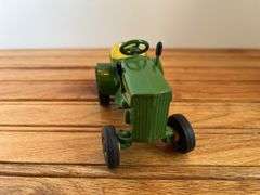 1/16 John Deere 110 L&G + Cart Ertl