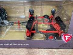 1/16 MF 1150 w/Disc Firestone NIB SC