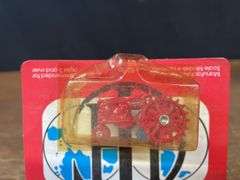 (8) 1/64 IH + Case-IH NIB