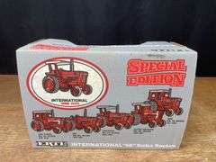 1/16 IH 1066 NIB Ertl