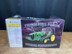 1/16 John Deere 8430T Collector NIB Ertl