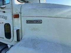 International Semi with Flatbed