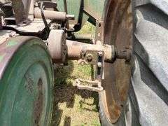 1945 John Deere B with 101 Picker