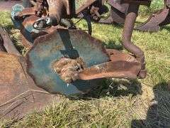 John Deere 3-14" Plow