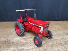 1/16 IH 1066 Ertl