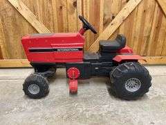IH Pedal Tractor Ertl
