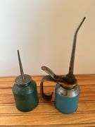 (4) Oil Cans