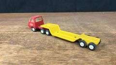 (5) Trucks + Tractor Tonka