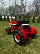 International Harvester Half-Scale IH 806 Wheatland FWA