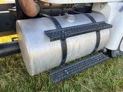 International Semi with Flatbed
