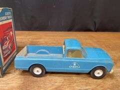 (2) Pickup and True Value Truck Ertl
