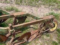 John Deere 810 Plow