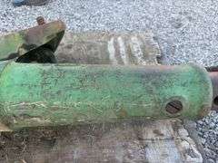 John Deere Model B Wide Front End