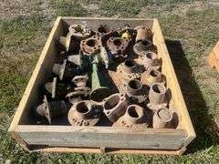 John Deere Front Hubs and Locking Hubs
