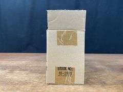 1/34 IH 100 Years Truck NIB 1st Gear