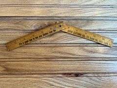 (3) Wooden Folding Rulers