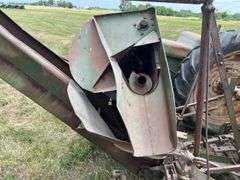 1945 John Deere B with 101 Picker