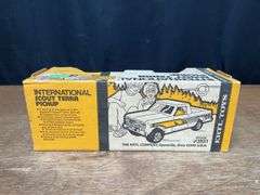 1/16 IH Scout Terra Pickup NIB Ertl