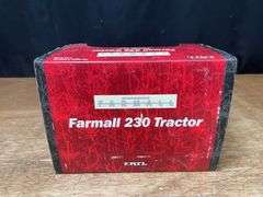 1/16 Farmall 230 NIB Ertl