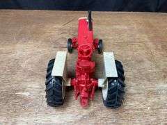 1/16 Farmall 1206 1993 Ontario NIB SM