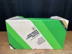 1/16 John Deere 8760 Collector NIB Ertl